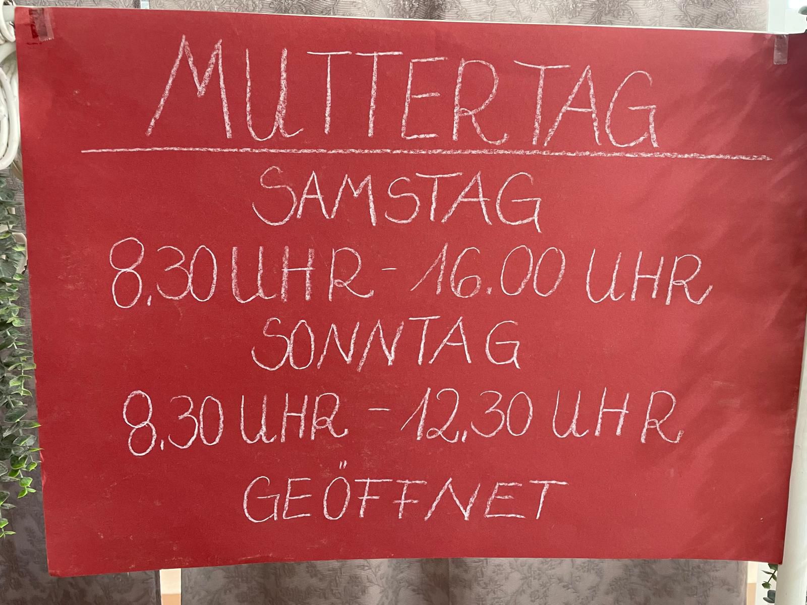 Muttertag bei Blumen Viola am Samstag und Sonntag im Mai 2026